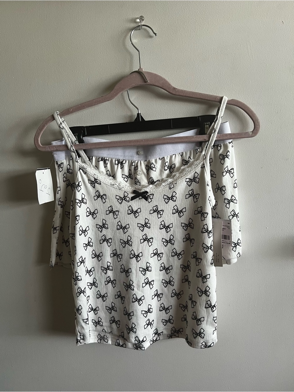 Women’s Cream Bow-Print Pajama Top
